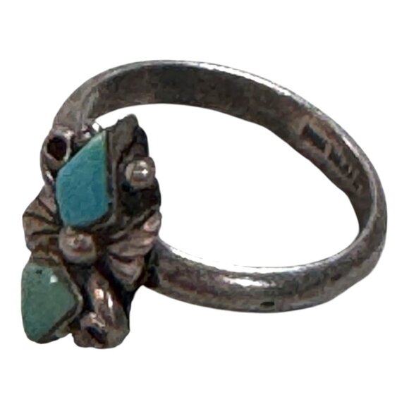 Vintage Sterling Silver Navajo Ring Turquoise Size 4 Handcrafted Native American - Picture 3 of 15